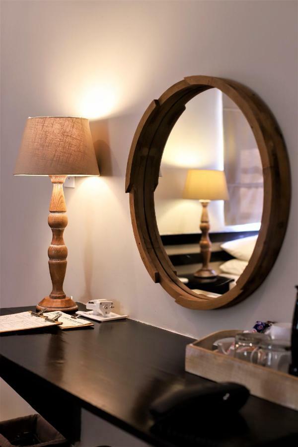 แมงเตงกา ลอดจ์ Hotel เอซูลวินิ ภายนอก รูปภาพ